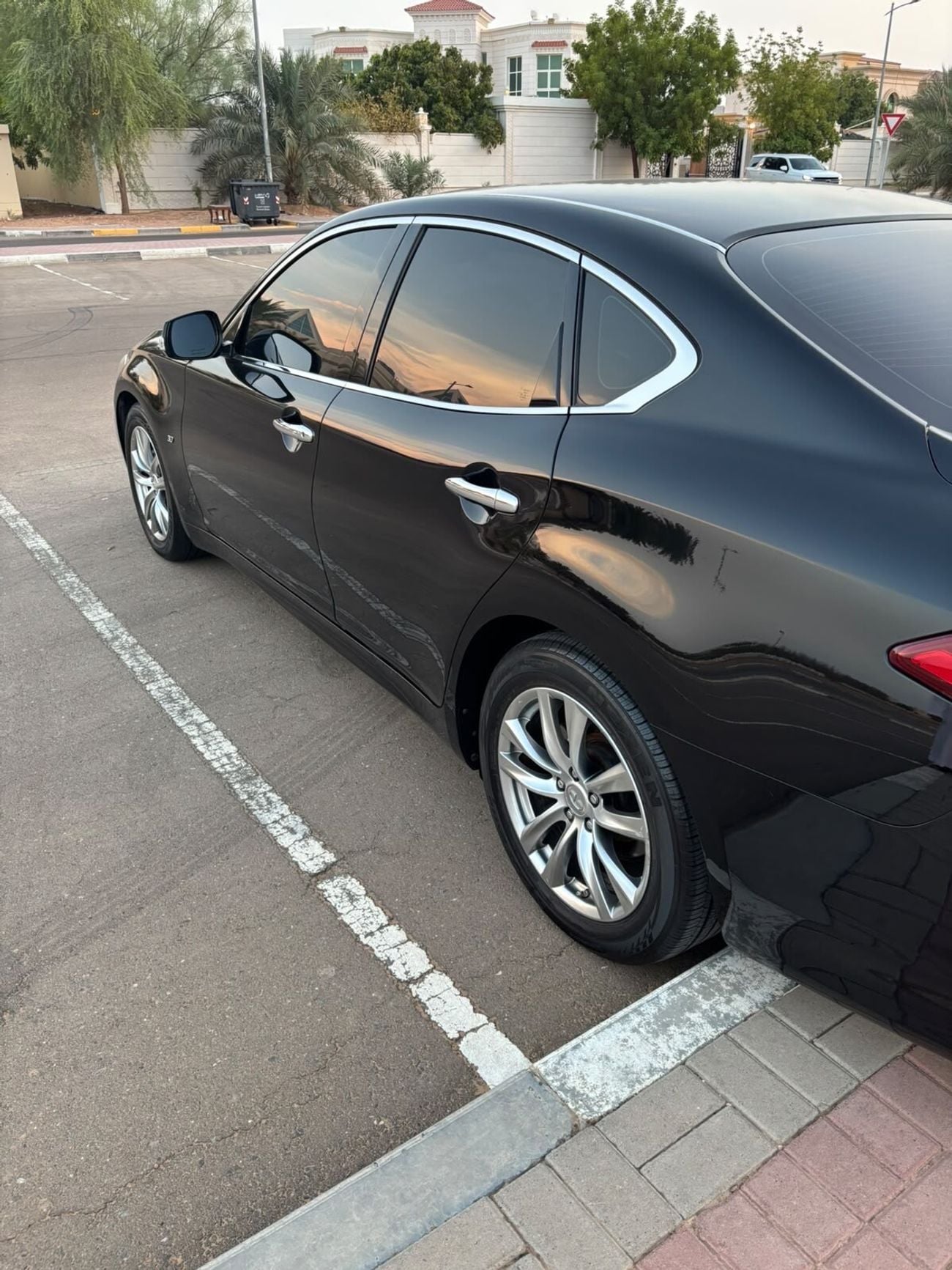 إنفينيتي Q70 لاكجوري