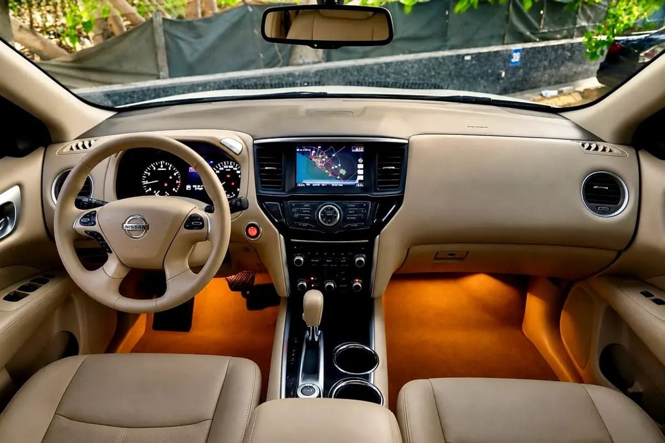 Nissan Pathfinder SV | GCC SPECS | 7-SEATER