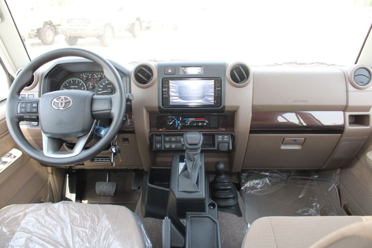 Toyota Land Cruiser 70 LC76 LX