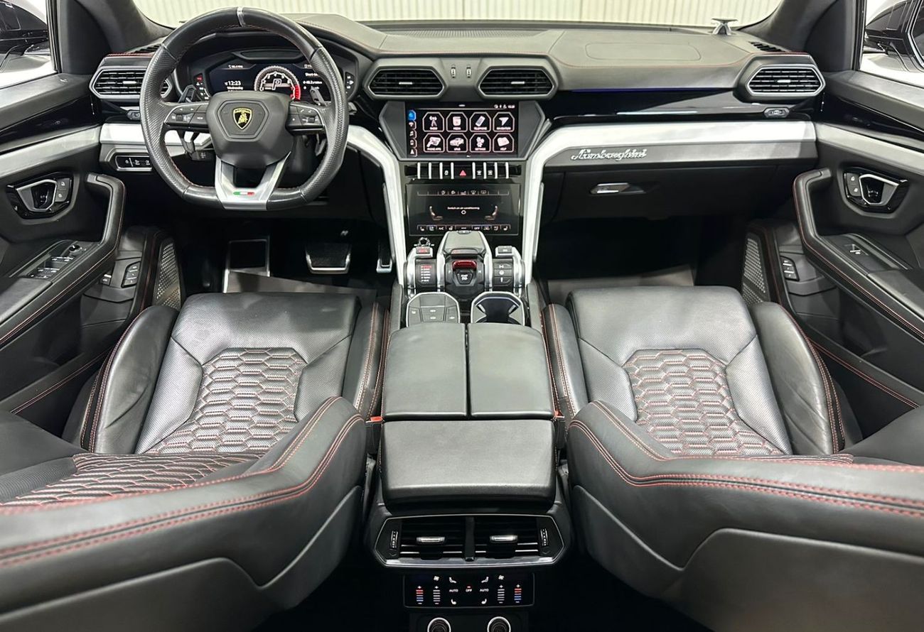 Lamborghini Urus Std 2019 Lamborghini Urus Vip Seats, Warranty, Service History, Full Options, Low Kms, GCC