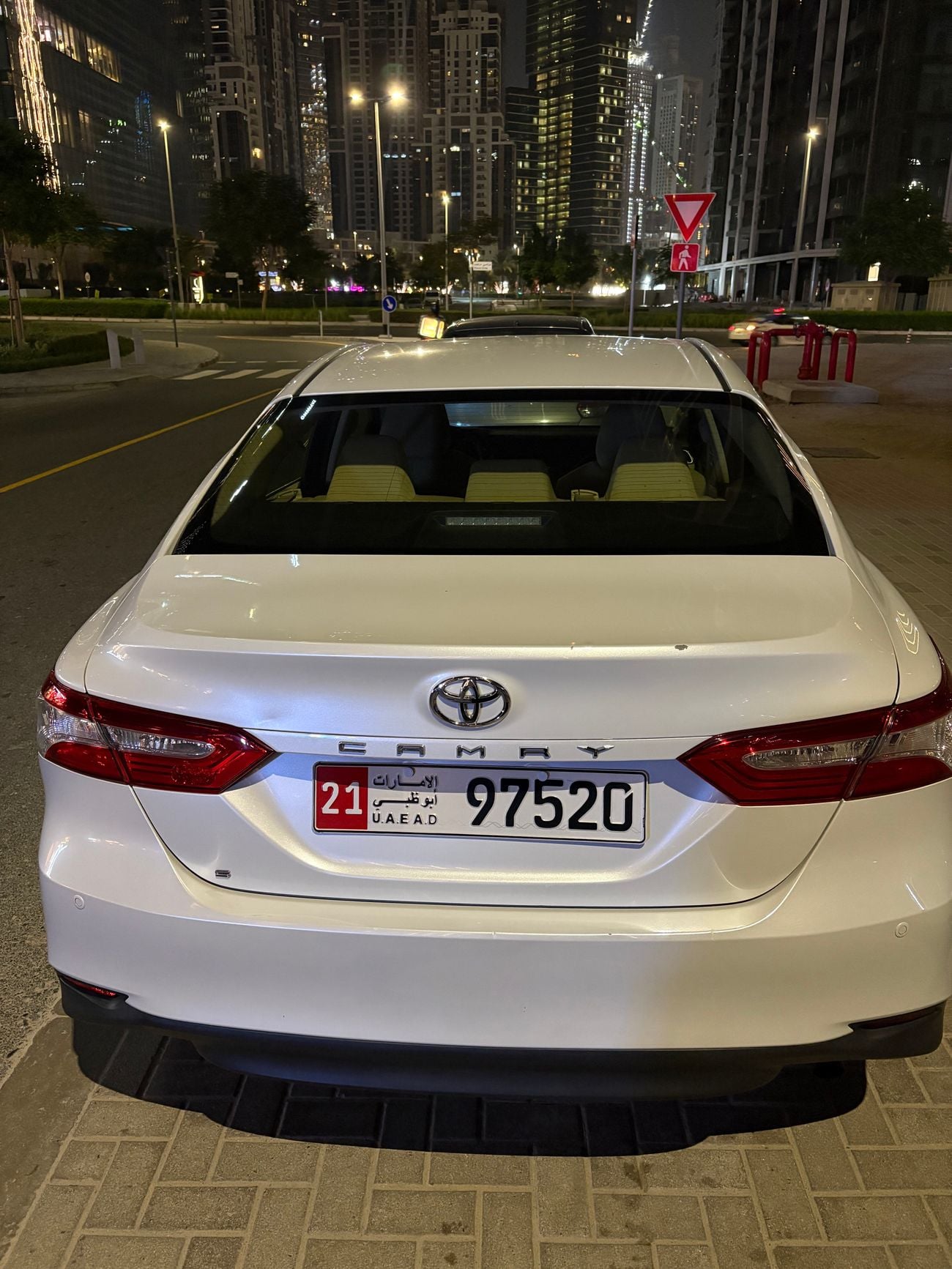 Toyota Camry S