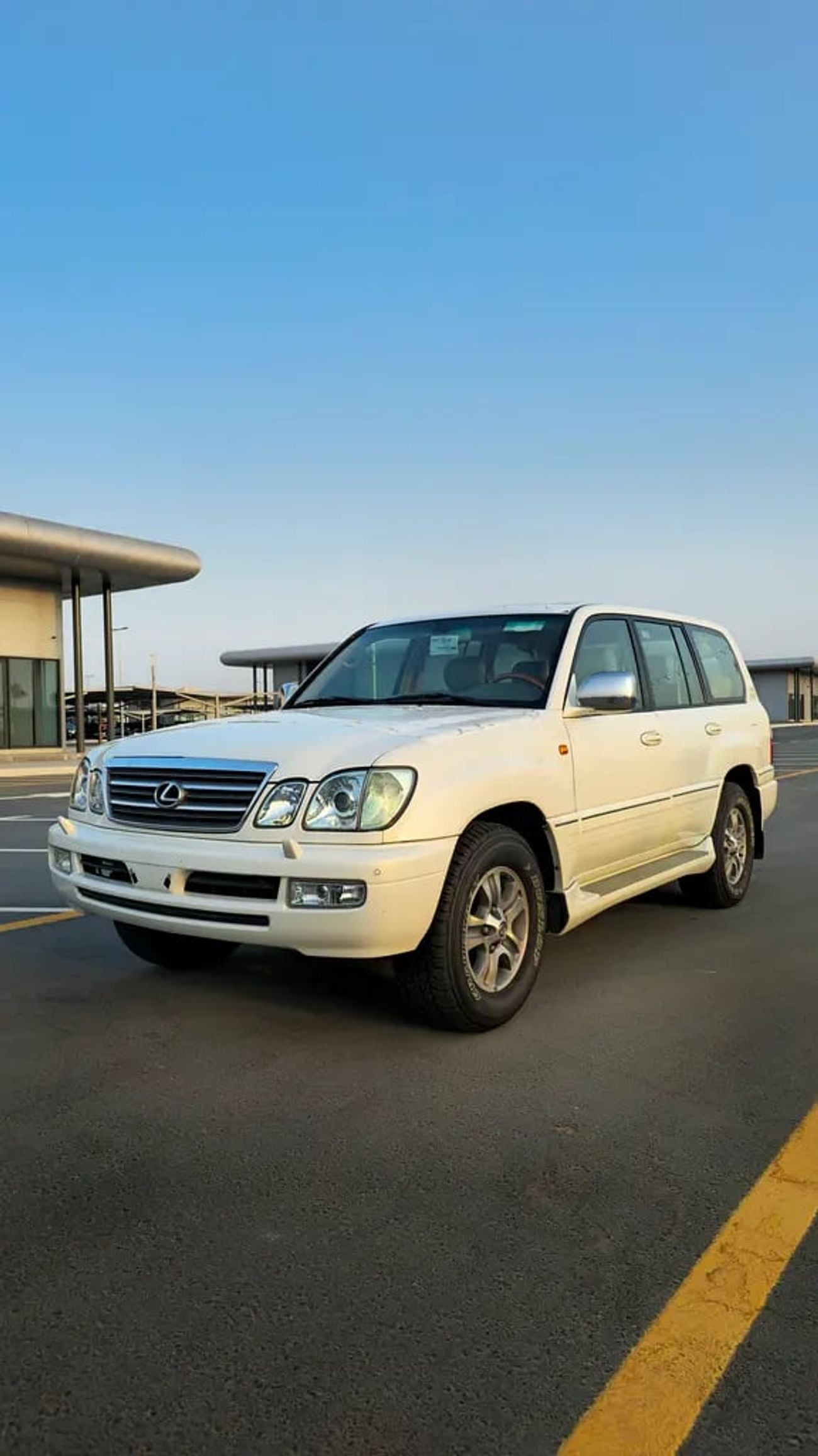 Lexus LX470 NAVIGATION LX 470 GCC Specs