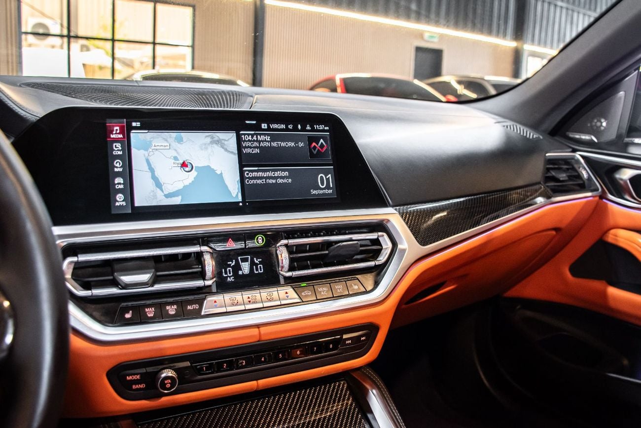 BMW M4 M COMPETITION