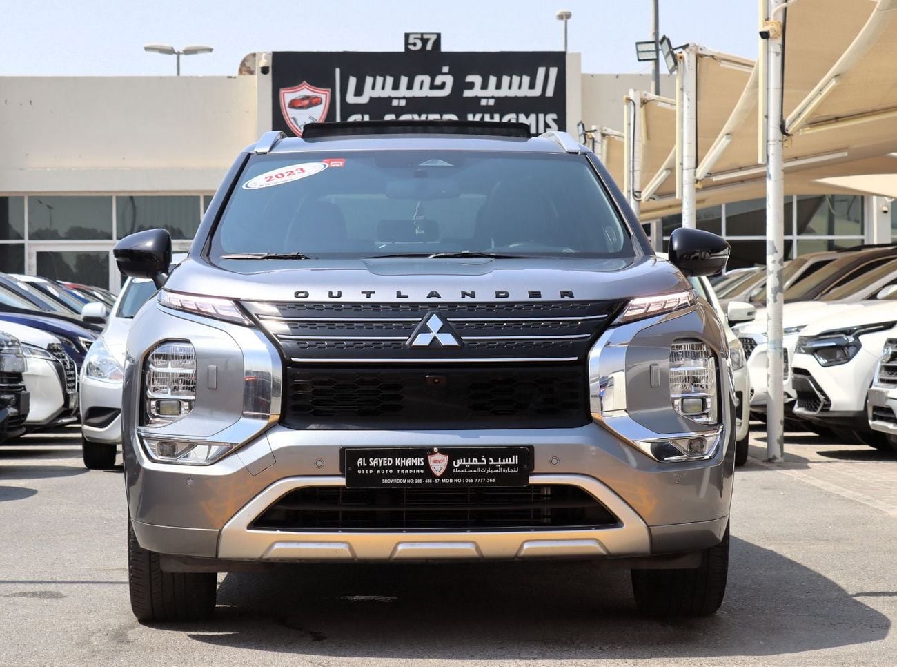 ميتسوبيشي آوتلاندر PREMIUM خالية من الحوادث - خليجية - خط P - كاملة المواصفات - طلاء أصلي - حالة ممتازة من الداخل والخارج