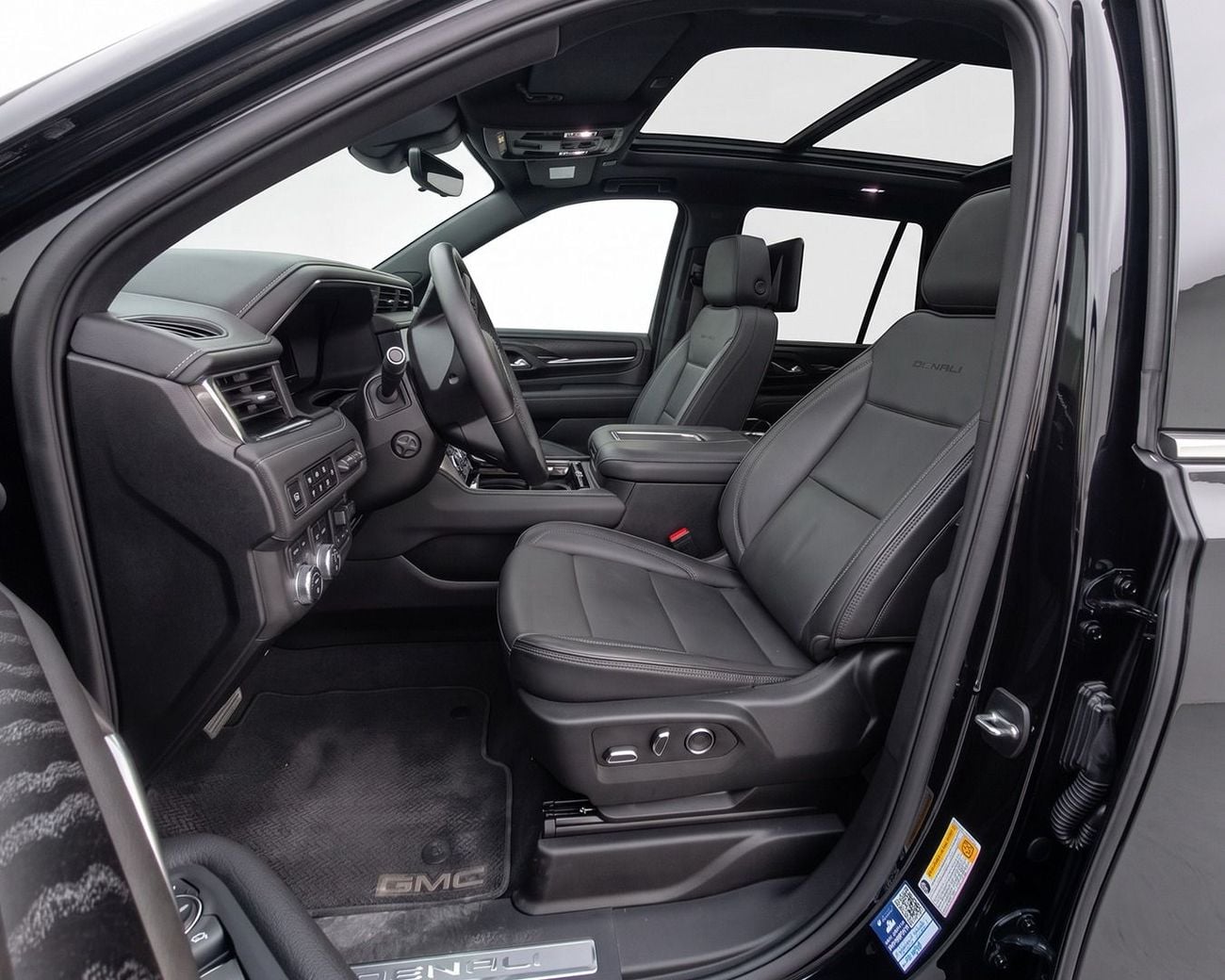 GMC Yukon DENALI l 2024 | GCC Specs | 2 Keys | AED 3,768 / Monthly