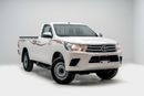 تويوتا هيلوكس 2.7L - Super White Inside Red | Export Only