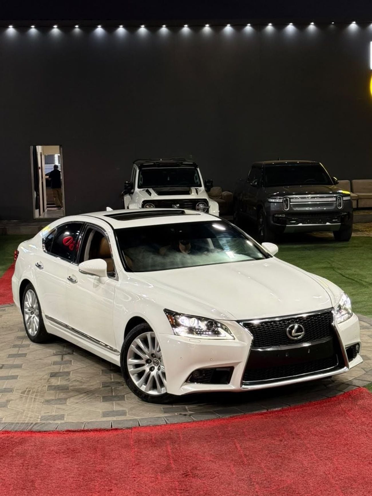 Lexus LS460 PRESTIGE SWB 39000