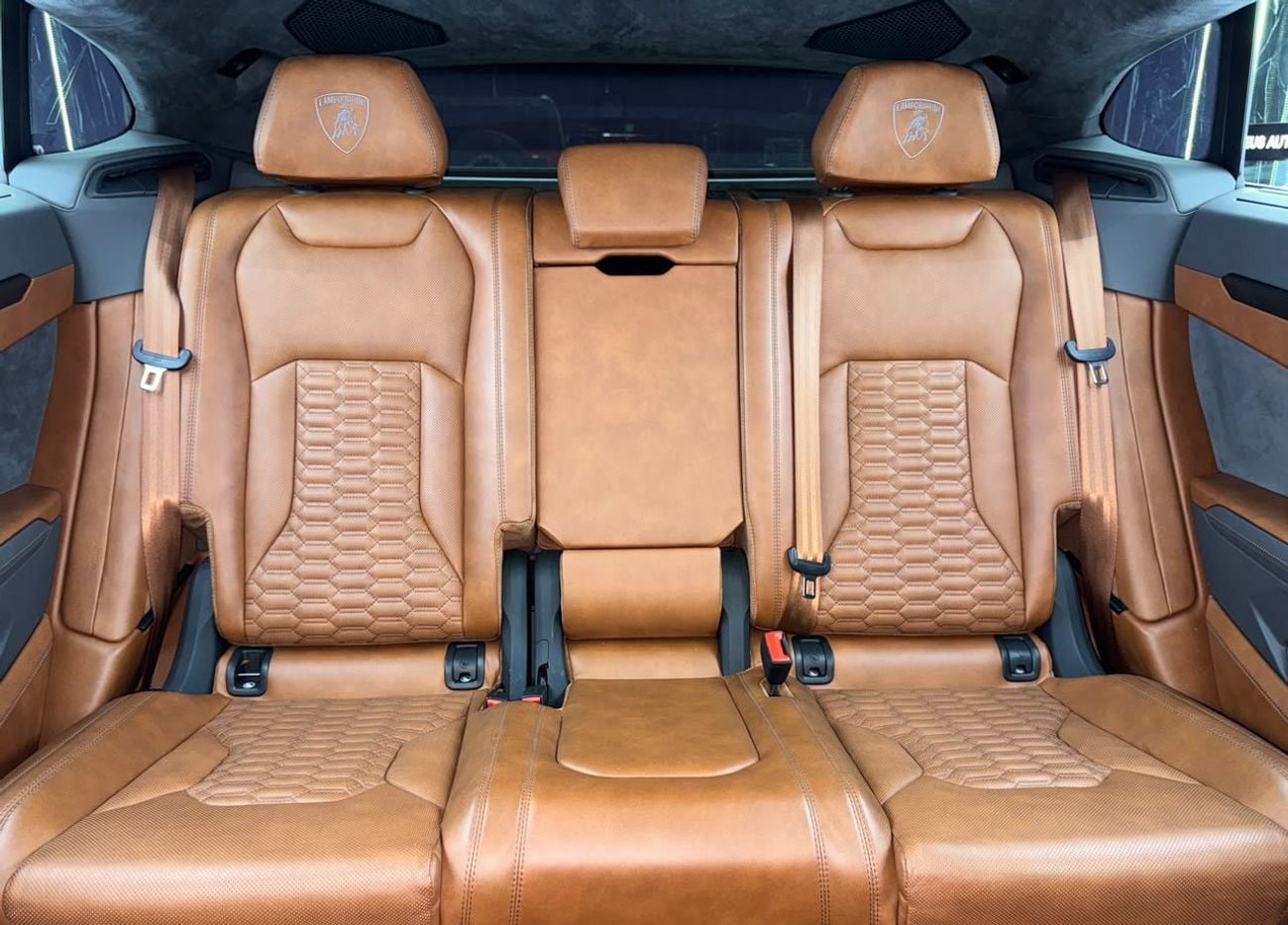 Lamborghini Urus STD