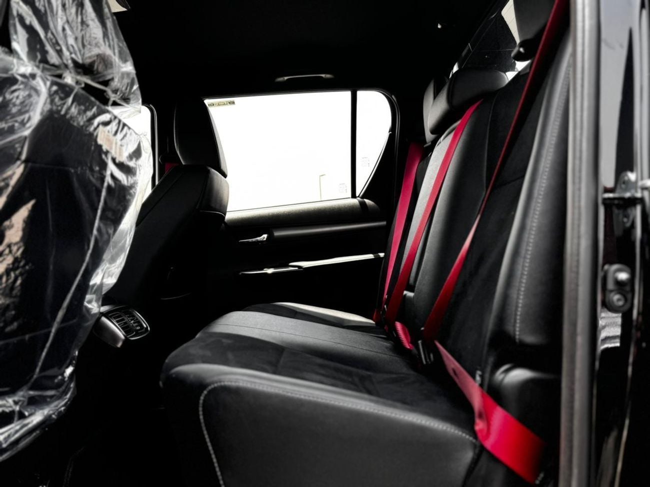 تويوتا هيلوكس GR SPORT 2.8L