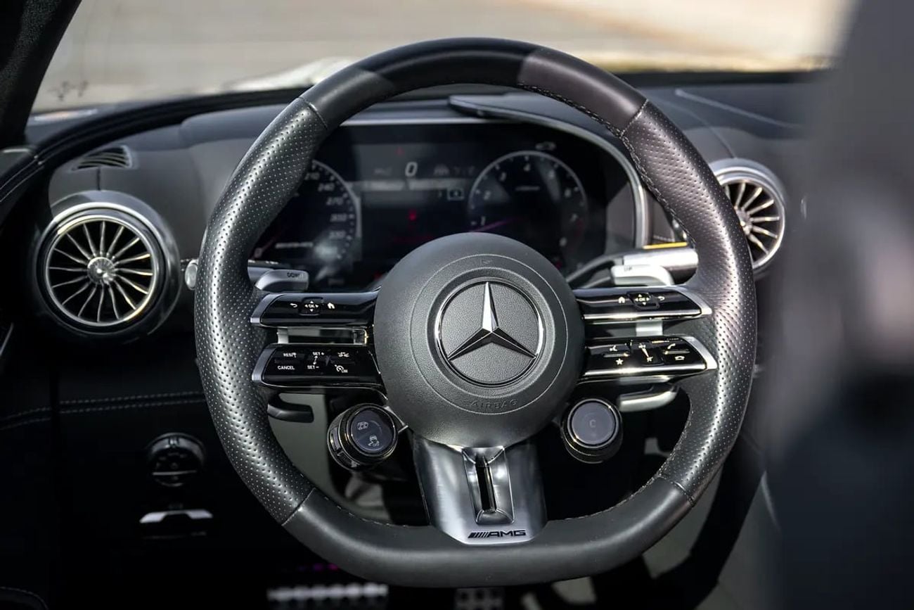 Mercedes Benz SL63 AMG Mercedes-AMG SL63 Roadster | 2 Years Warranty + Service Contract