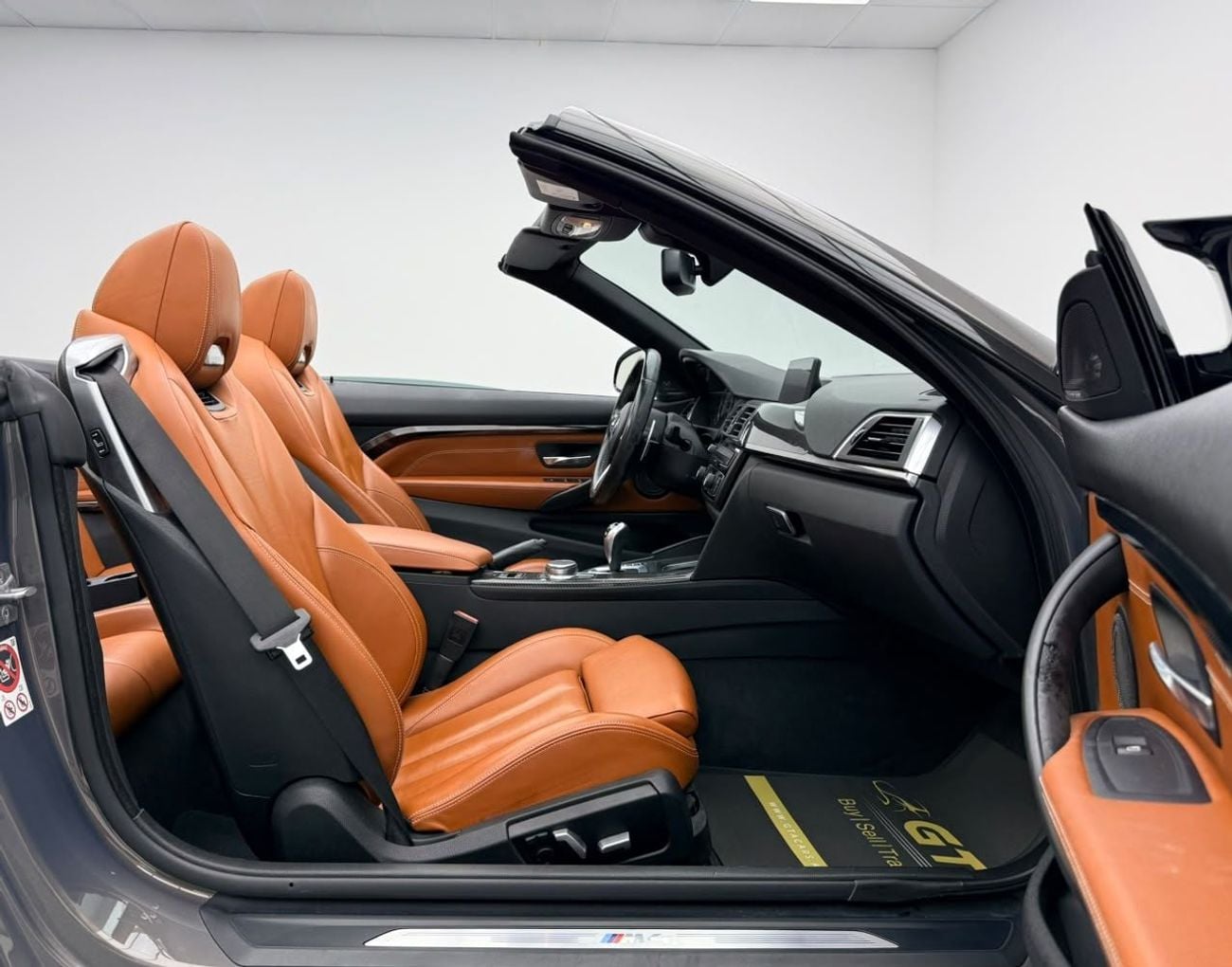 BMW M440i 2017 BMW M4 Convertible, Agency Warranty+Service ContractFull Service History, GCC Specs.