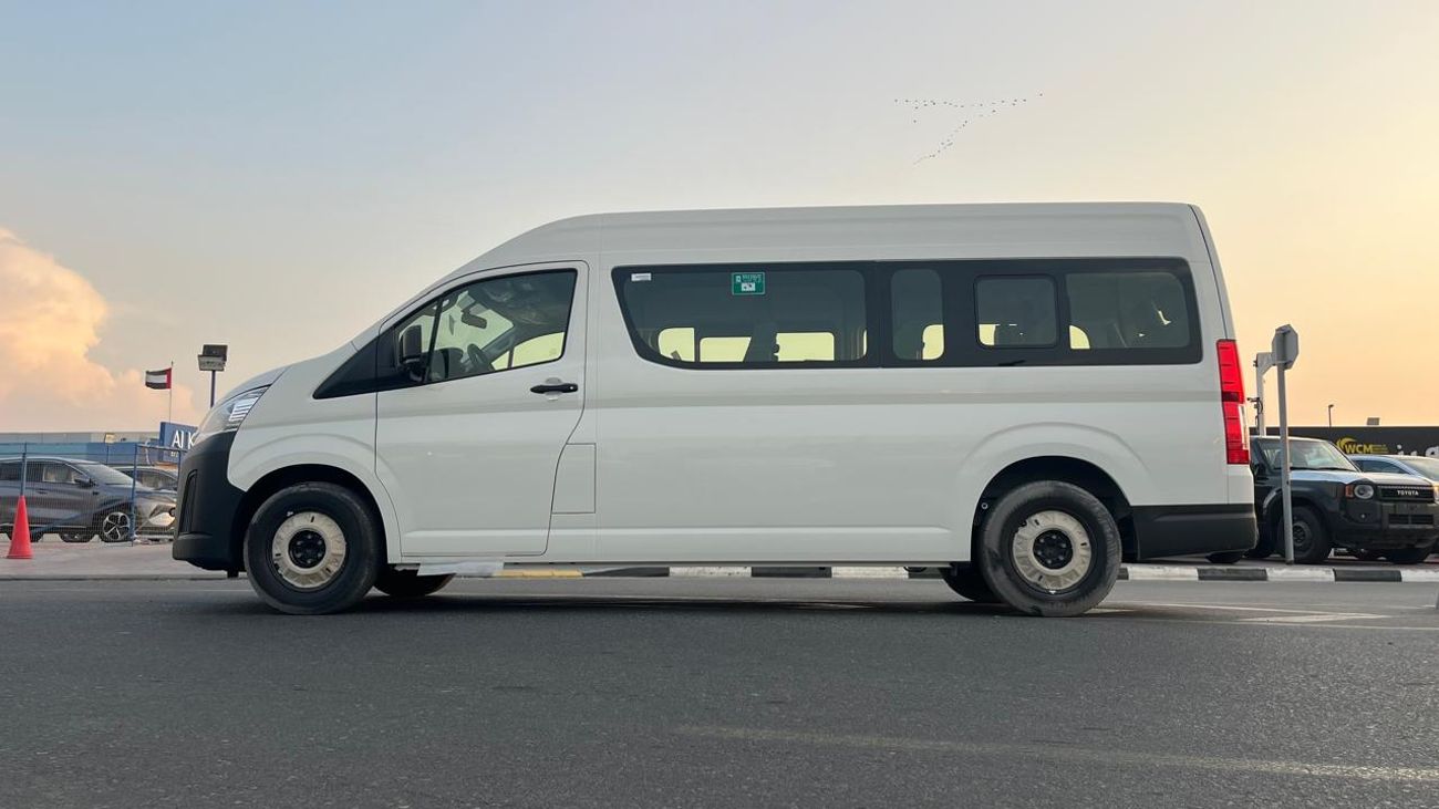 Toyota Hiace DX