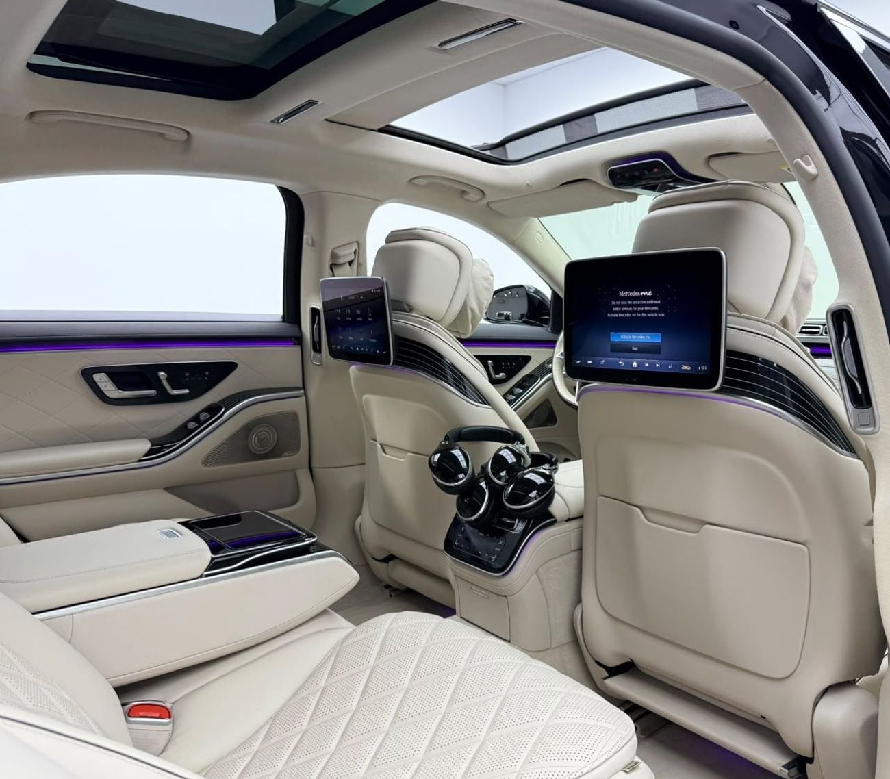 مرسيدس بنز S 580 4MATIC مرسيدس بنز S580 4MATIC موديل 2024، ضمان مرسيدس بنز حتى 2029، سجل صيانة كامل لدى مرسيدس بنز، حالة ممت
