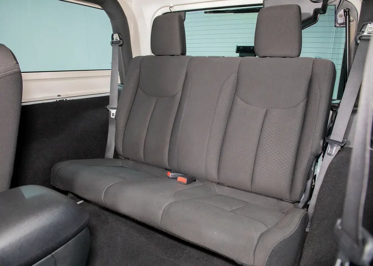 جيب رانجلر سبورت 3DR 4x4 SUV • Full Service History • GCC