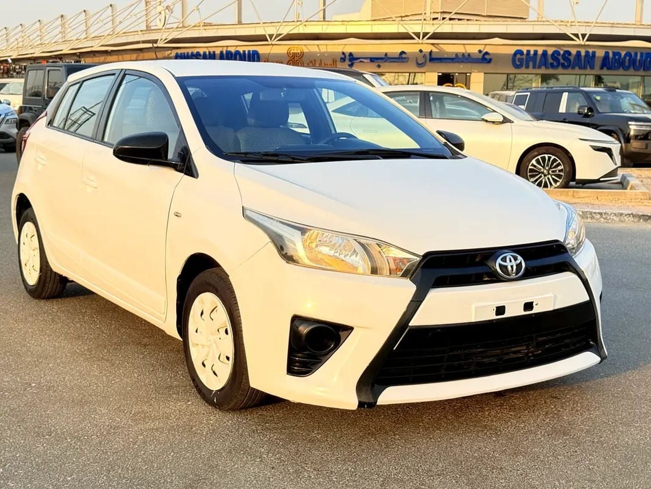 Toyota Yaris SE GCC Specs- excellent condition.