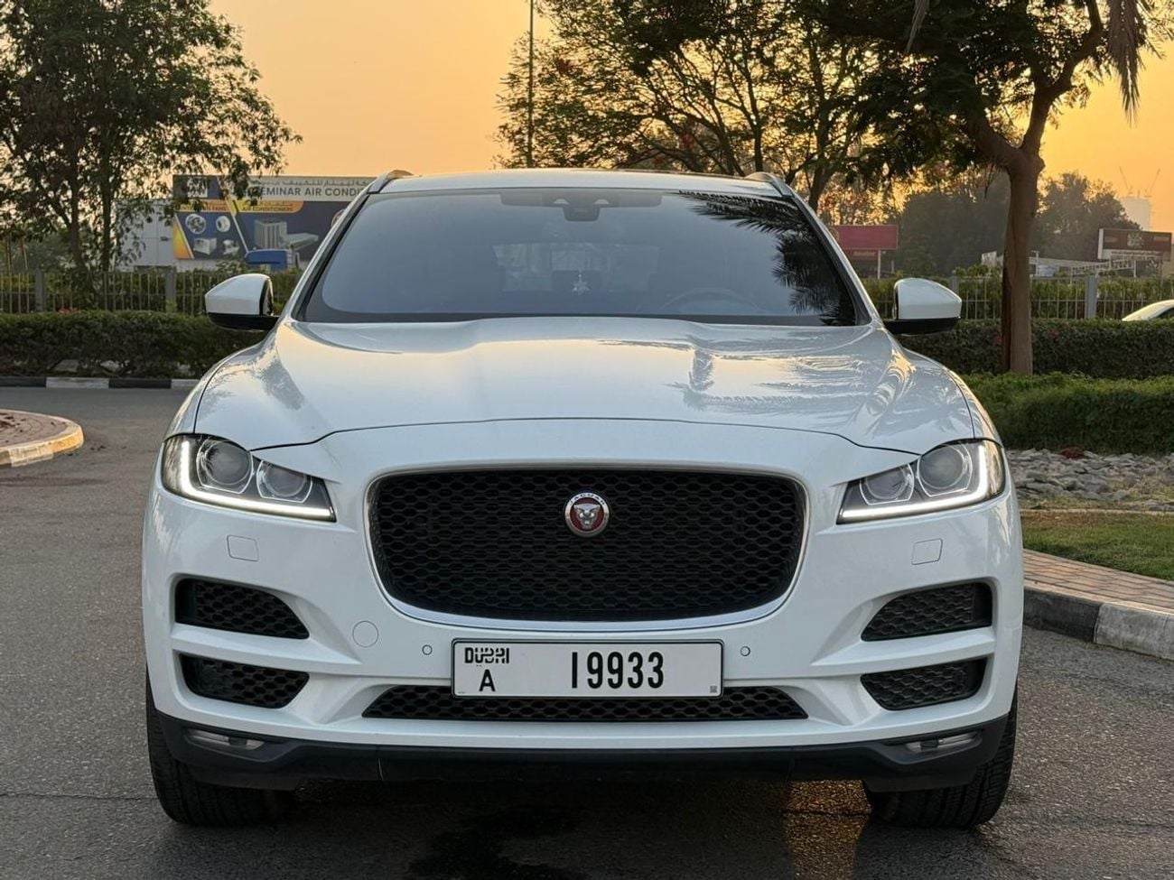 Jaguar F-PACE PORTFOLIO Jaguar F-Pace 2017 | GCC Specs | Low Mileage | Pristine Condition