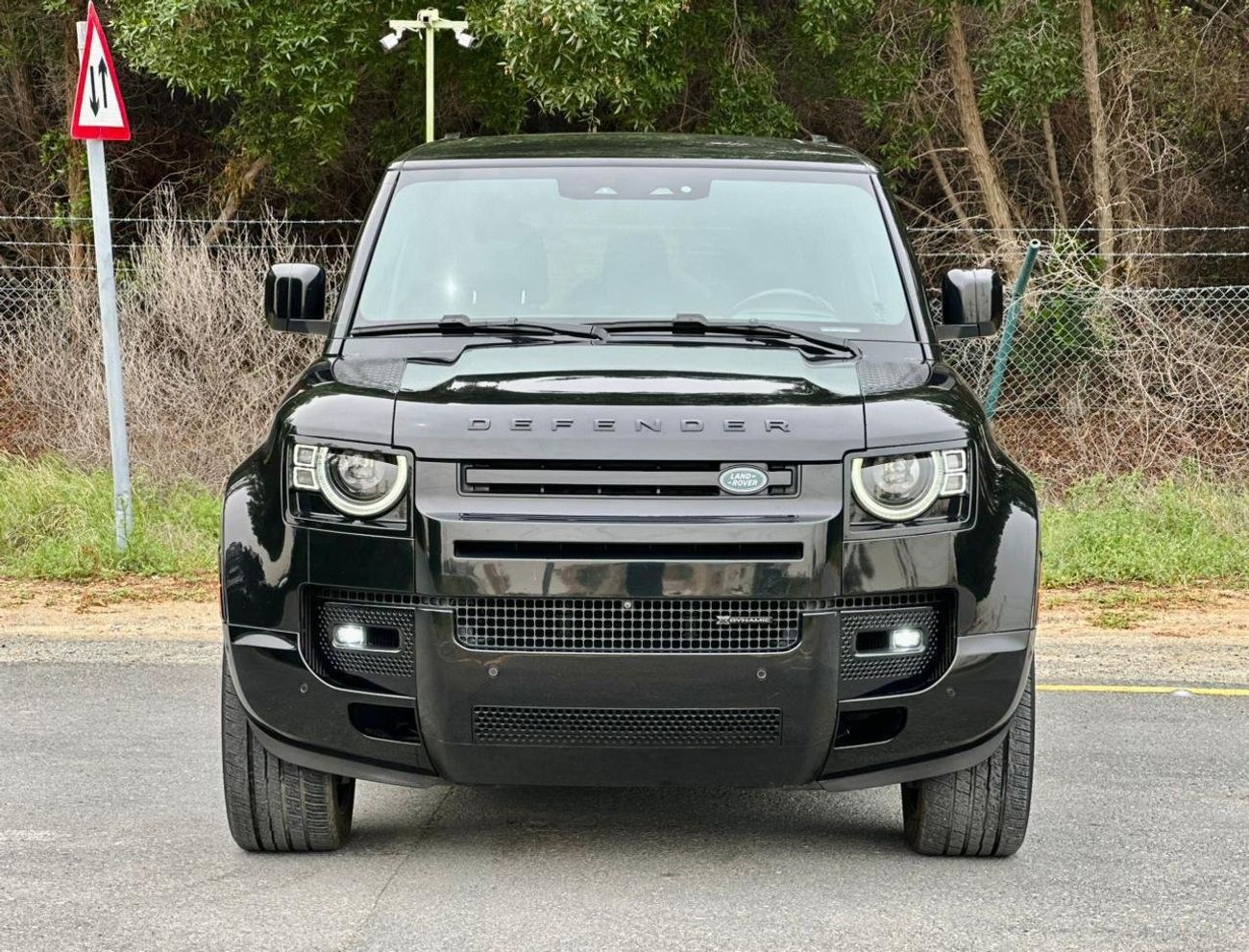 Land Rover Defender 2022