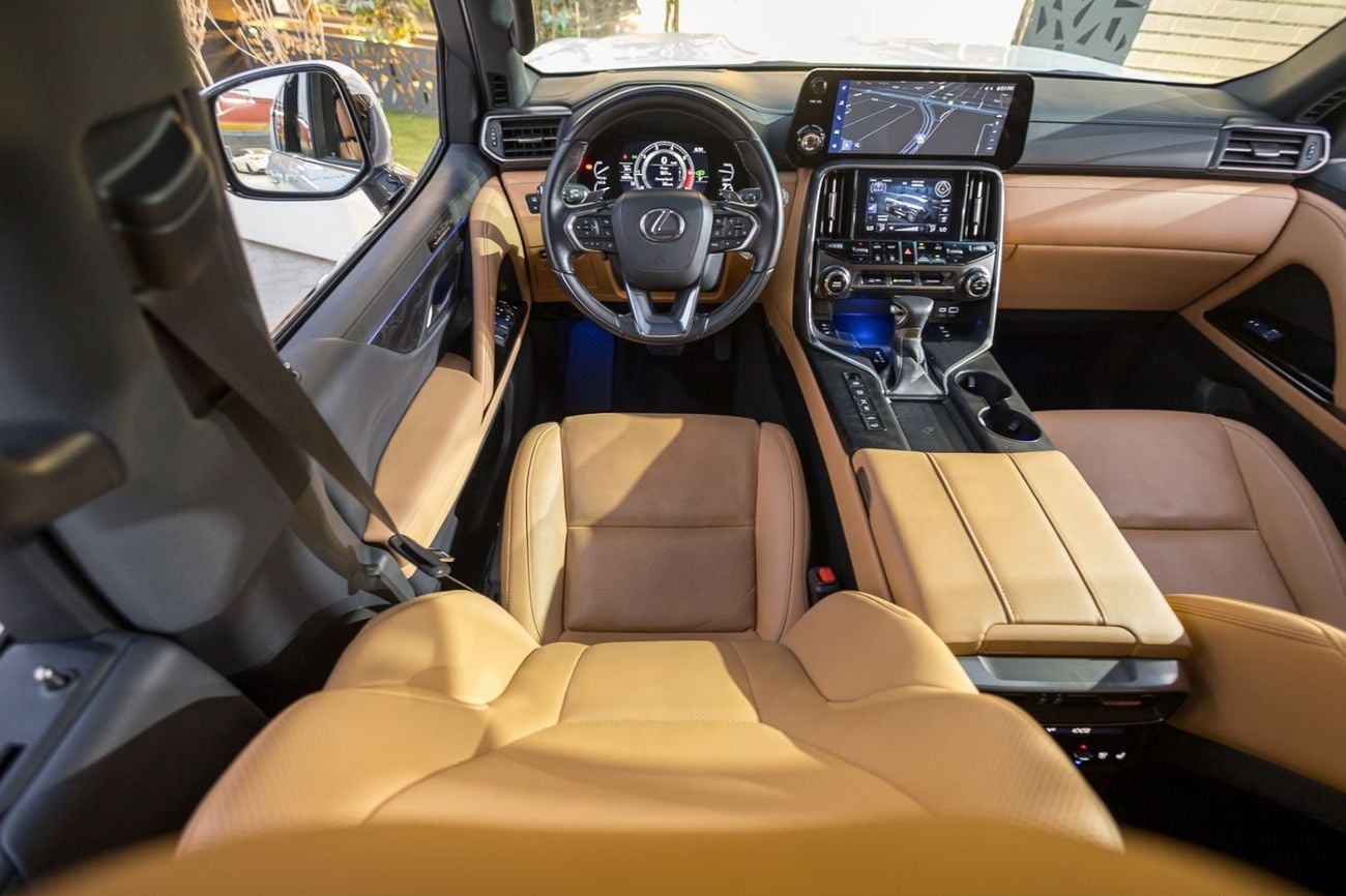Lexus LX600 LX 600 Signature