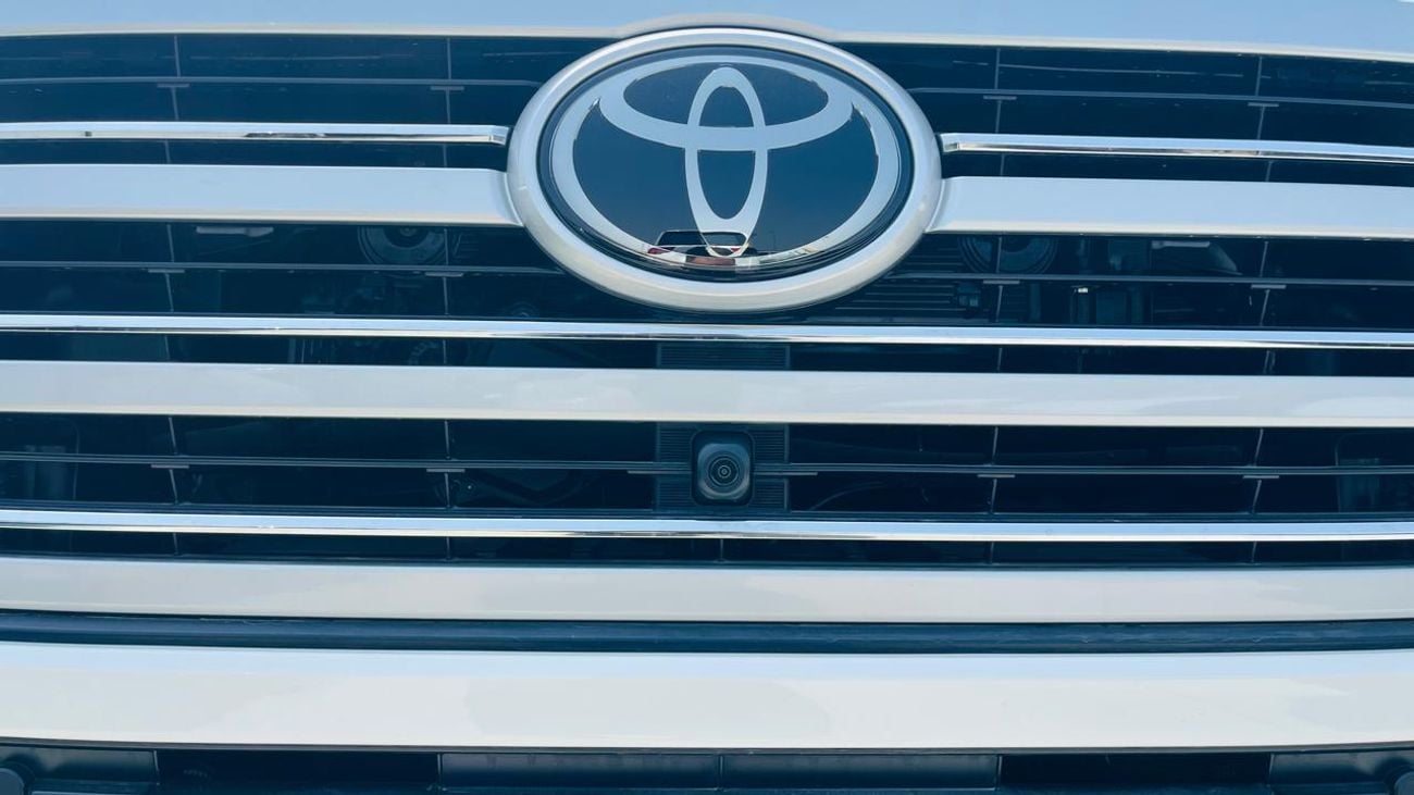 Toyota Land Cruiser VXR