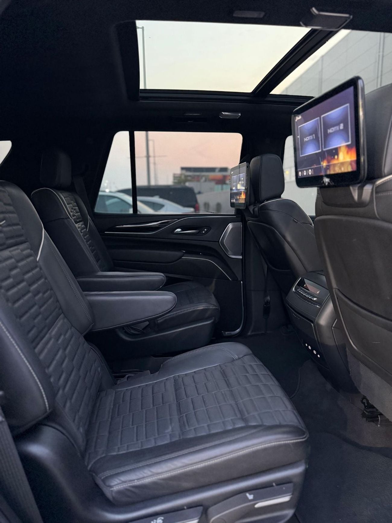 Cadillac Escalade ESV V SERIES
