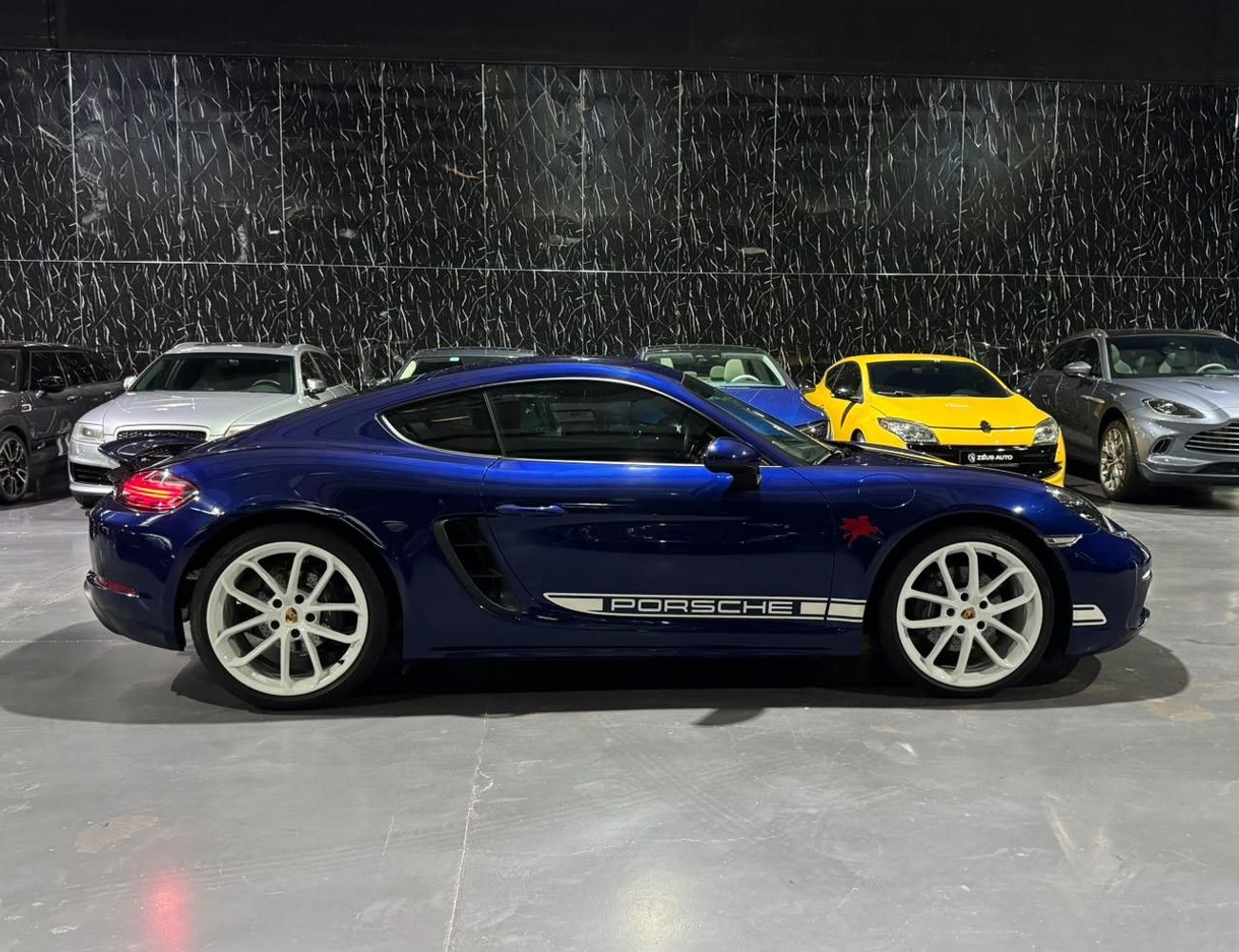 Porsche 718 Cayman Style Edition