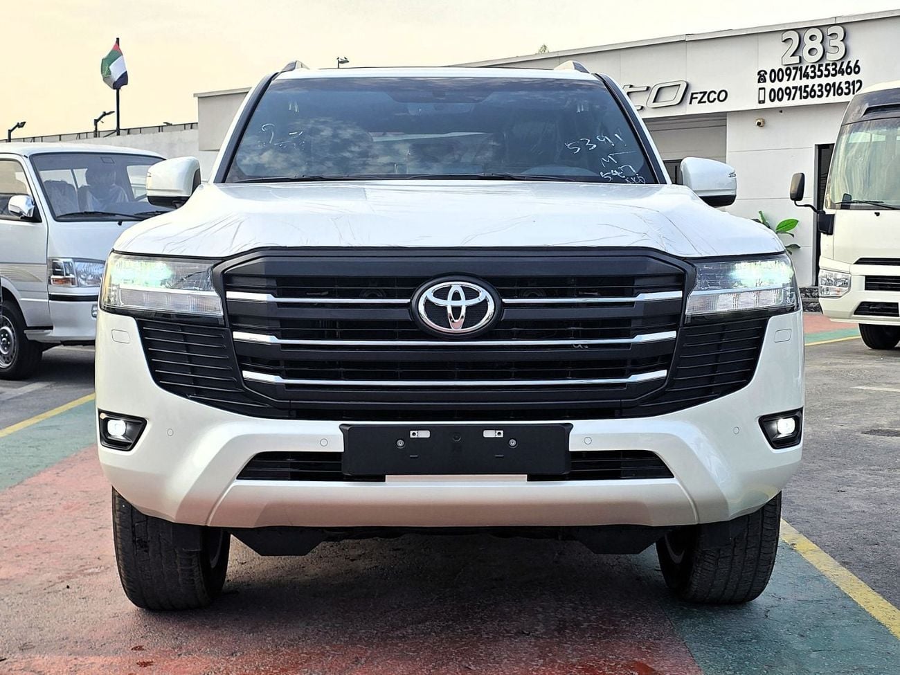 Toyota Land Cruiser GXR Toyota Land Cruiser GXR 4.0L petrol 2026 white color