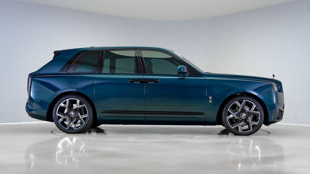 Rolls Royce Cullinan BLACK BADGE