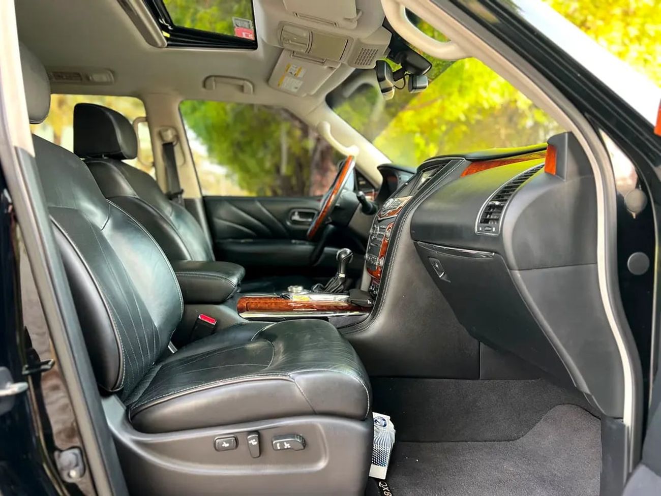 إنفينيتي QX80 Standard | GCC Specs | Well Maintained