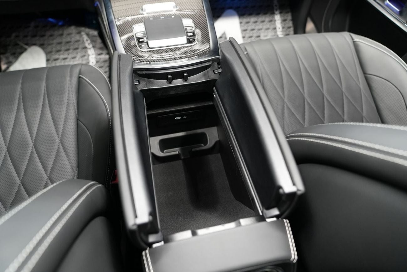 Mercedes Benz G63 AMG STANDARD Mercedes-Benz G-Class G 63 AMG FULL CARBON 2026