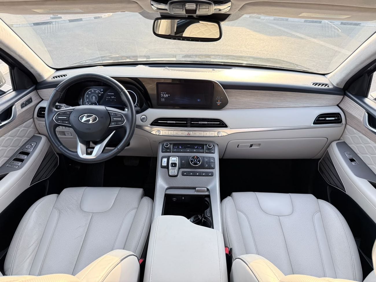Hyundai Palisade Calligraphy 3.8L panoramic, 360 cameras full option