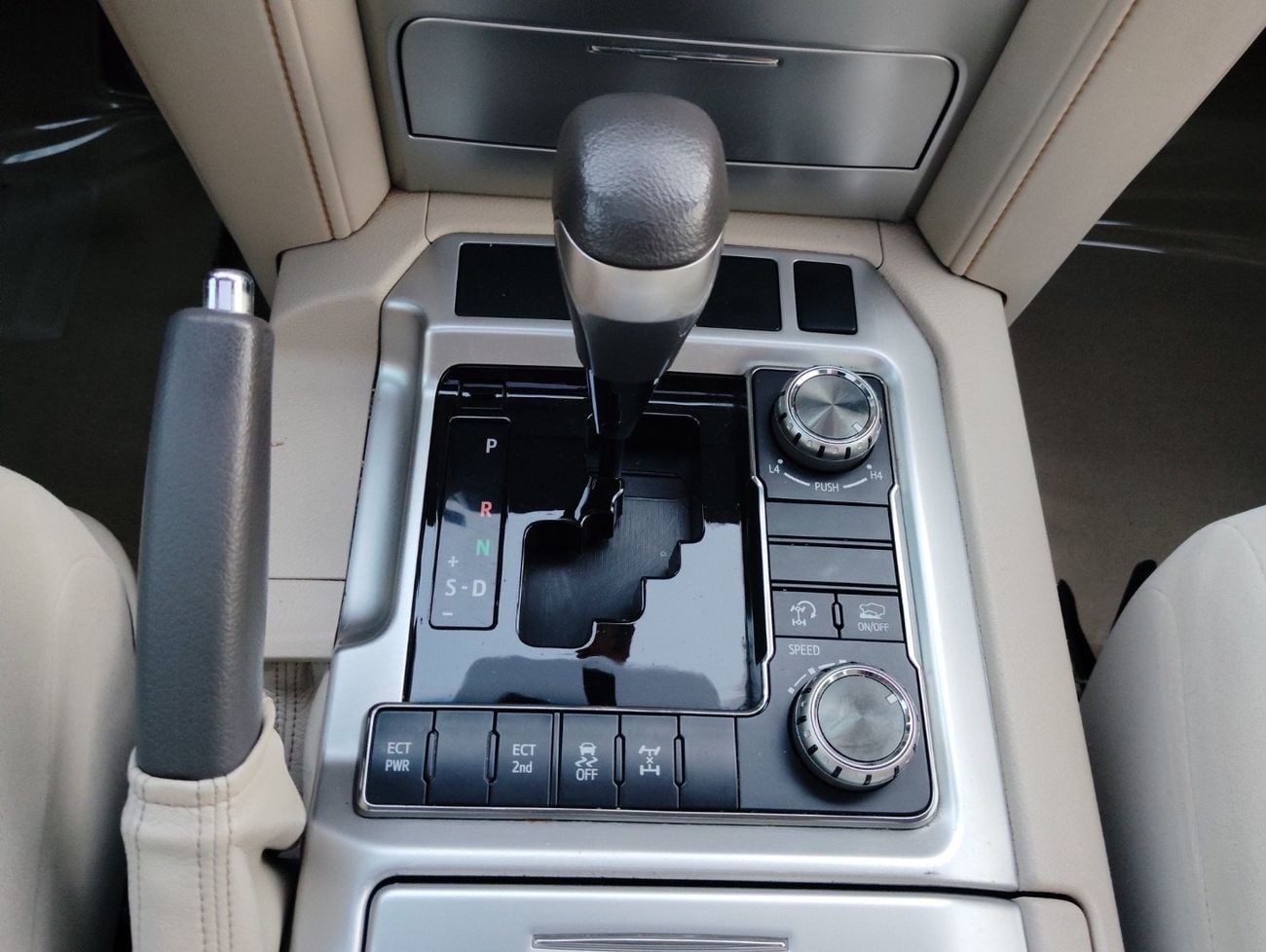 Toyota Land Cruiser EXR