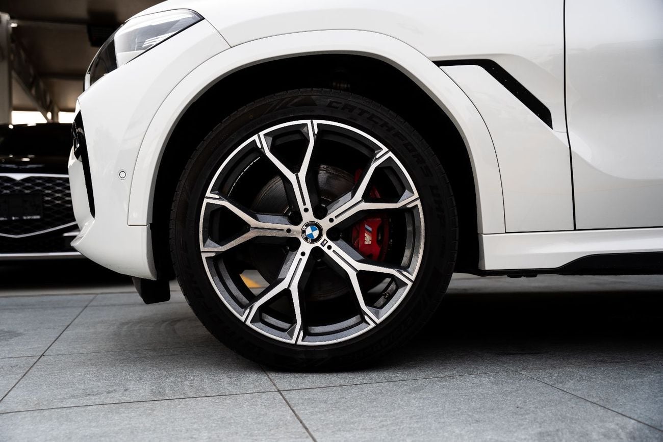 BMW X6 40i M SPORT 3.0L 2023 Full Service History GCC