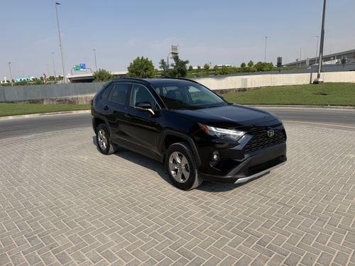 Toyota RAV4 XLE