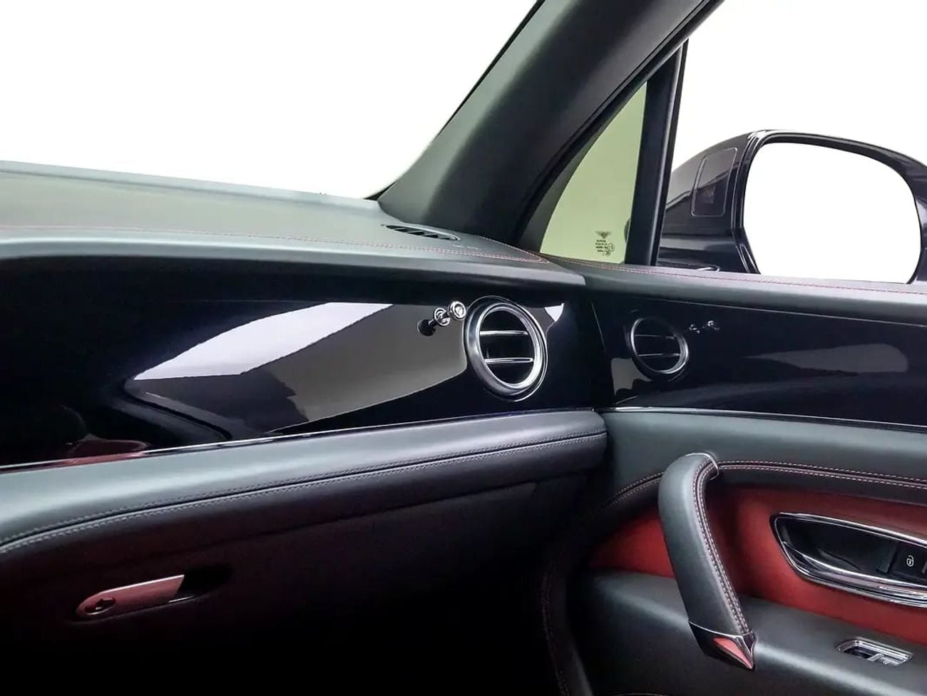 Bentley Bentayga Standard GCC Specs