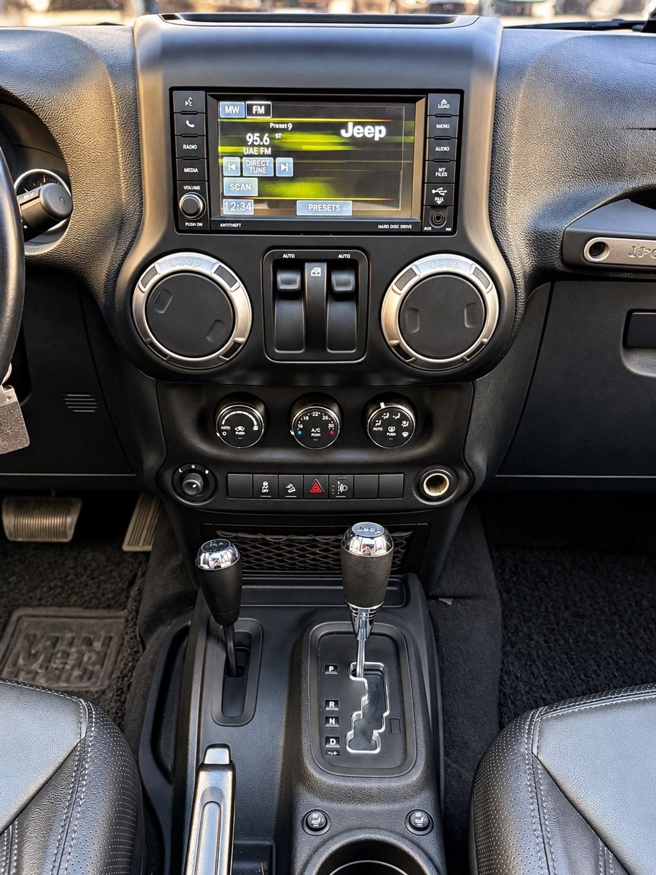 جيب رانجلر سبورت Jeep Wrangler 3.6L Sport 2 Door | 2017