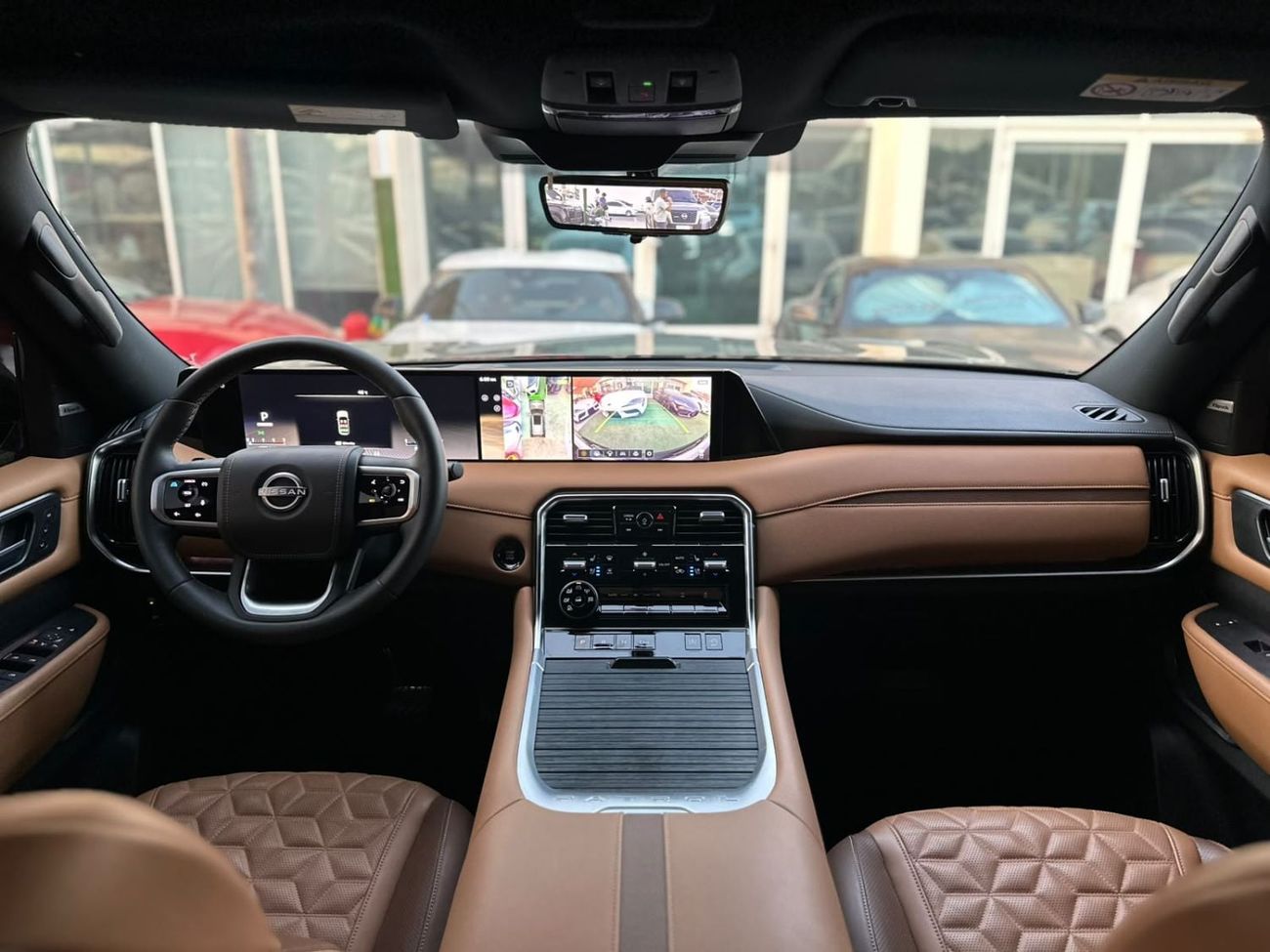 Nissan Patrol LE PLATINUM CITY NISSAN PATROL PLATINUM T2 GCC 2025 FULL OPTION ORIGINAL PAINT UNDER WARRANTY