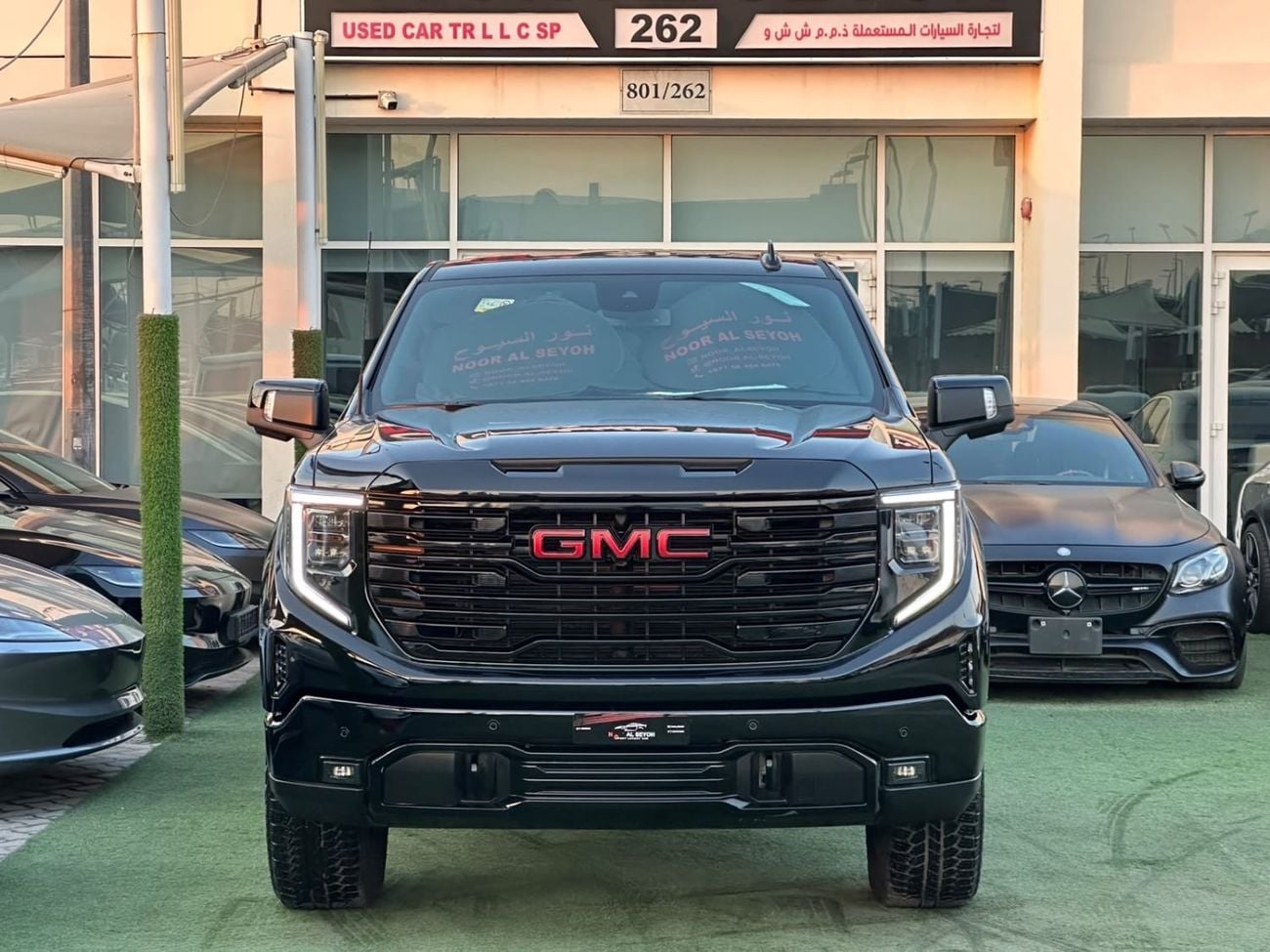GMC Sierra 1500 REG/CAB AT4 2025 GMC Sierra AT4 GCC Specs, Free Contract Service + Warranty, Original Paint, Zero Accidents, Fir
