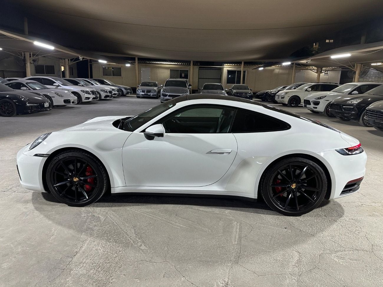 Porsche 911 CARRERA 4S PORSCHE 911 CARRERA 4S 2020 | FULL SERVICE HISTORY | SPORTS CHRONO PACKAGE | SLIDING GLASS SUNROOF