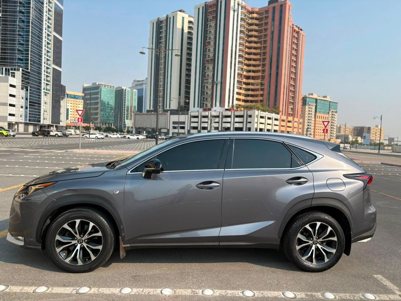 Lexus NX200t F SPORT PLATINUM
