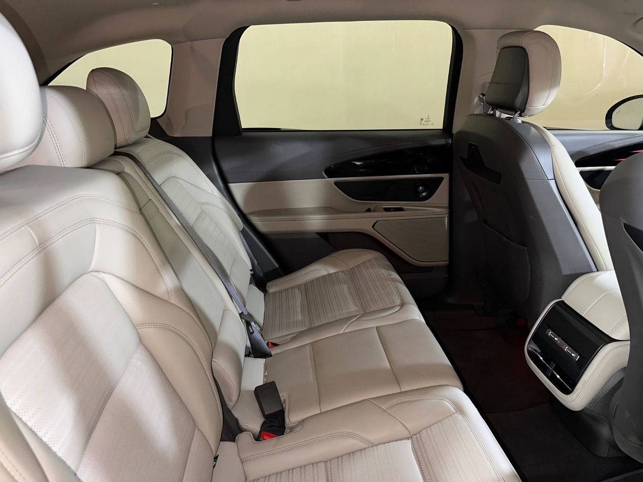 Lincoln Nautilus RESERVE II NAU425H /AL TAYER MOTORS/AL QOUZ SHOWROOM