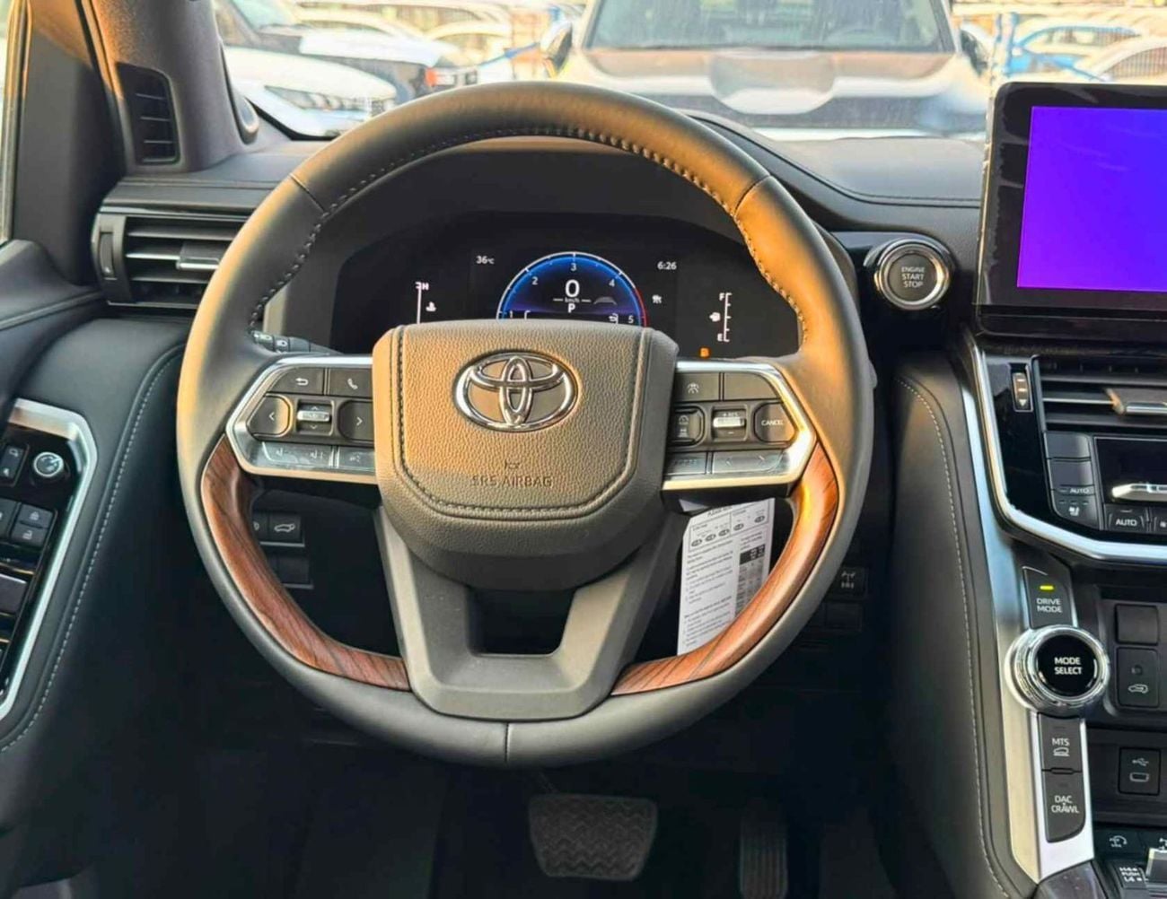 تويوتا لاند كروزر GXR 3.3L DIESEL || LEATHER WITH PWR SEATS | RADAR | FRONT CAMER | BIG DVD | JBL SPEAKERS (CODE # LCDGXR