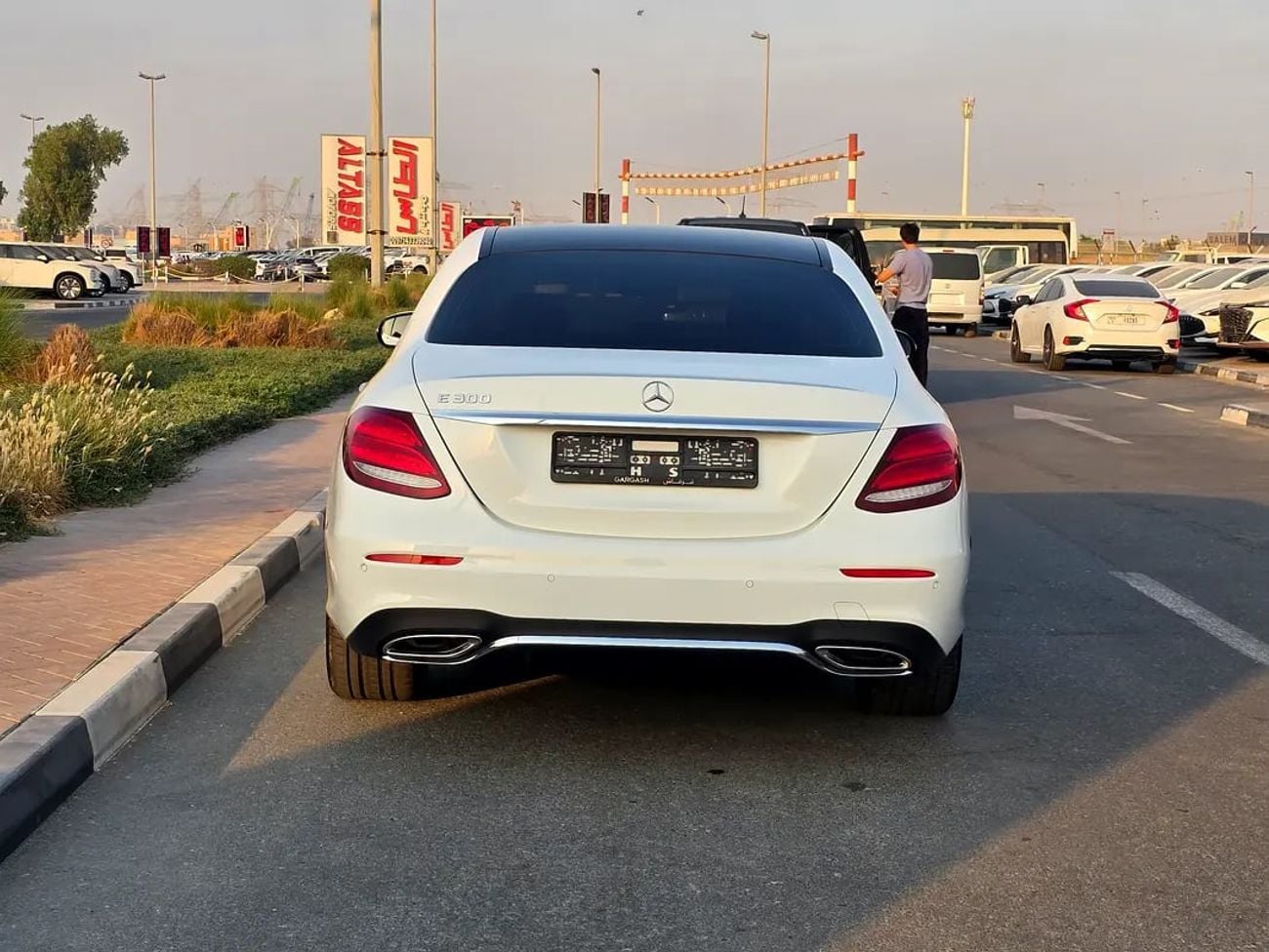 Mercedes Benz E300 E 300 GCC Specs In Perfect Condition