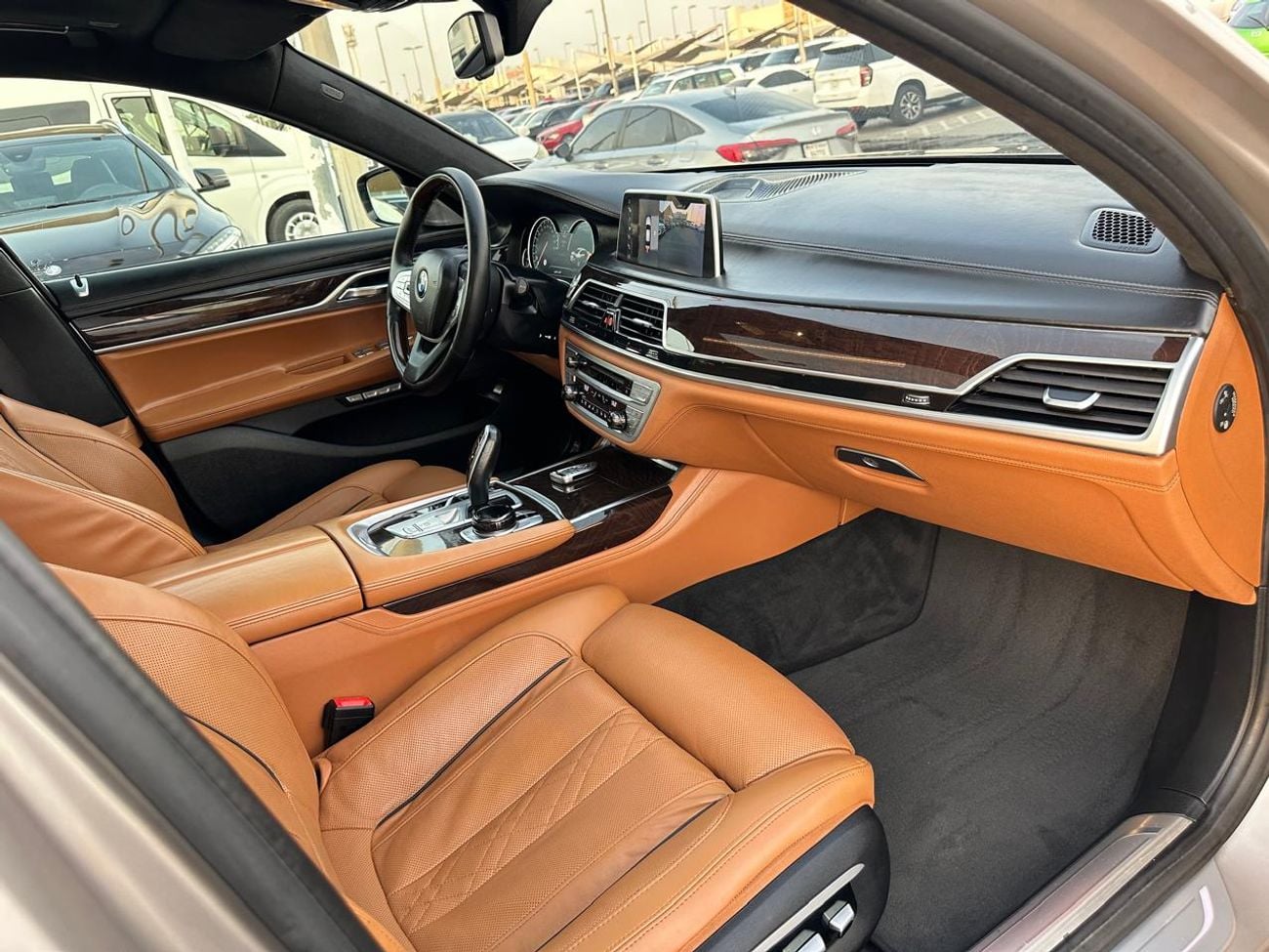 BMW 750Li PURE EXCELLENCE