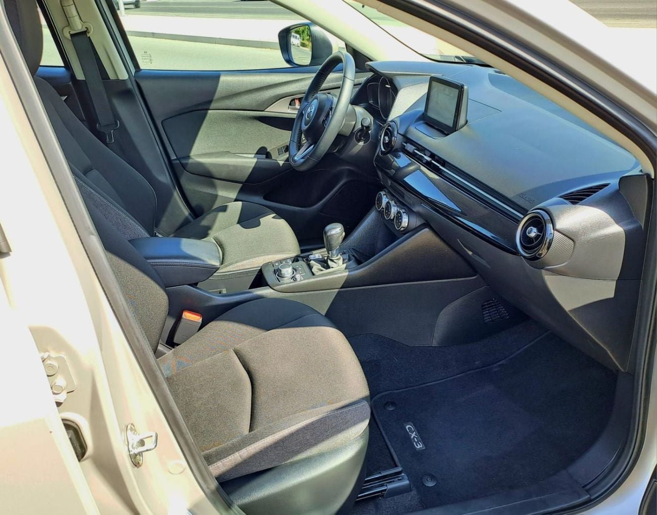 مازدا CX3 GT 740 شهريًا | دول مجلس التعاون الخليجي | مثبت سرعة، كاميرا، نظام تحديد المواقع العالمي (GPS) | خالية