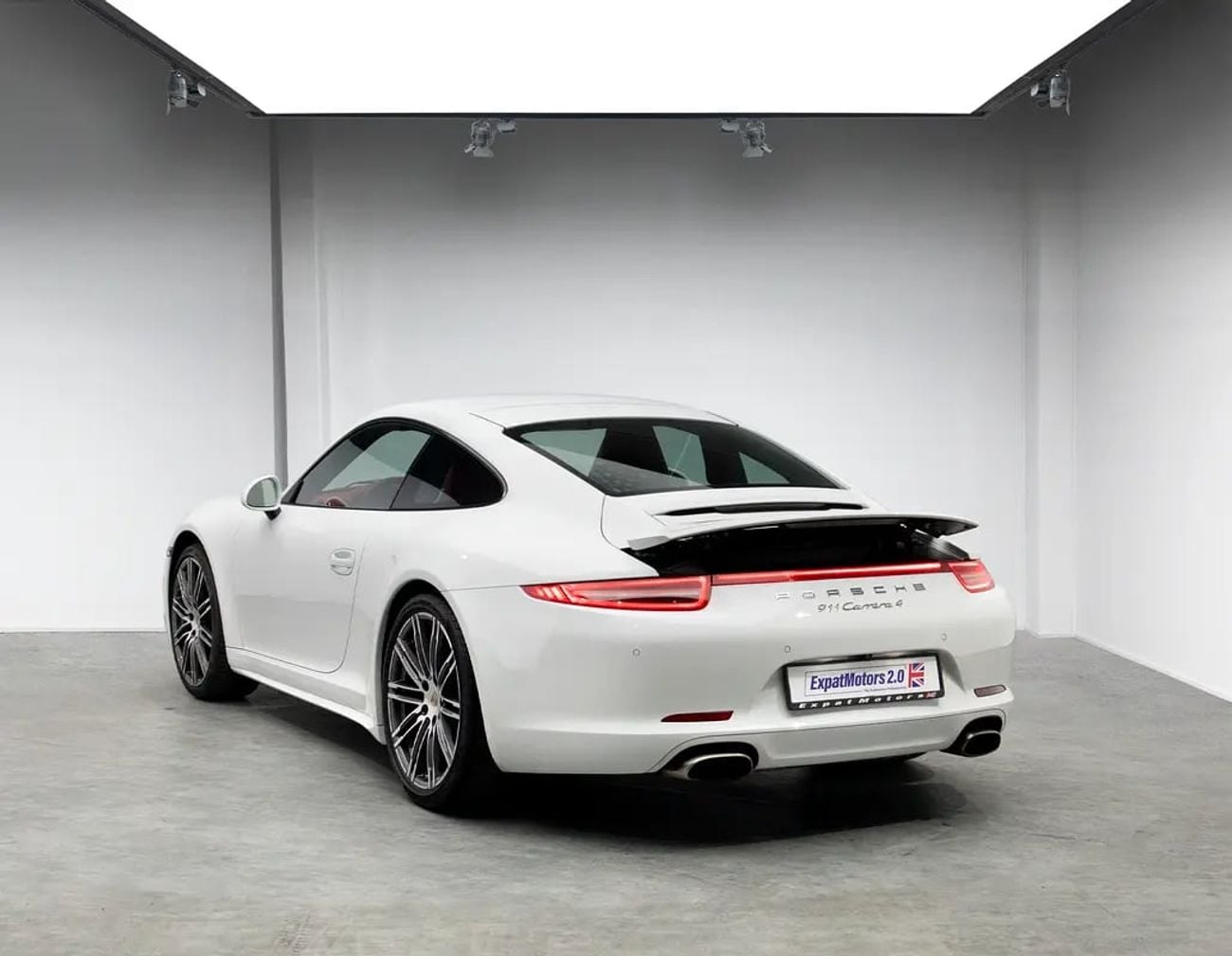 Porsche 911 CARRERA 4 Full Service History • GCC Specs • Outstanding Specification