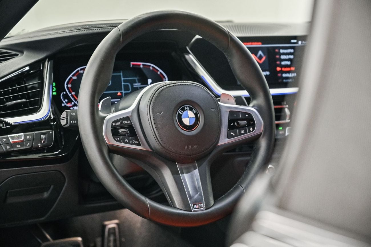 بي أم دبليو Z4 sDrive 30i M SPORT PACK مواصفات خليجية | سجل صيانة كامل | عقد صيانة بي إم دبليو
