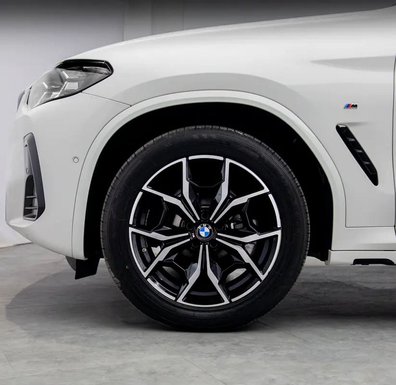 BMW X4 XDRIVE 30I M SPORT FDSH • Warranty + Service Contract • GCC