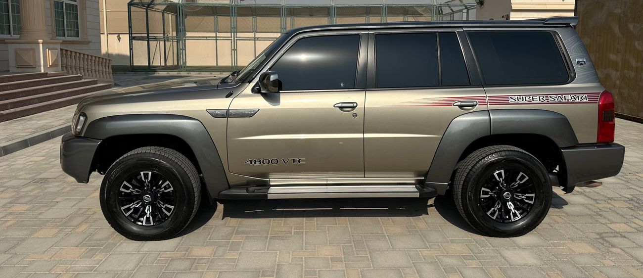 Nissan Patrol SUPER SAFARI