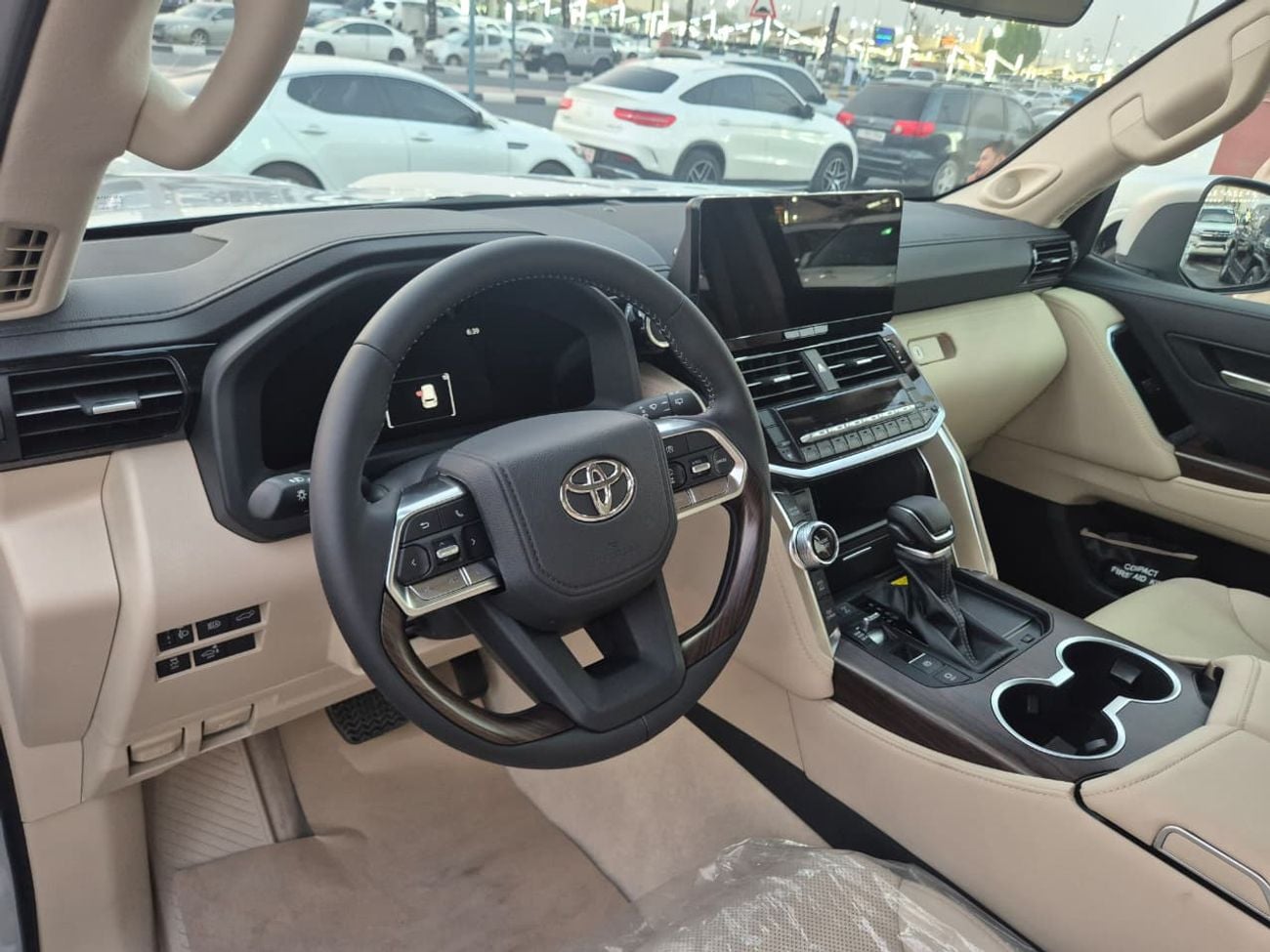 Toyota Land Cruiser GXR 2026.ENGINE 3.5L/V6.