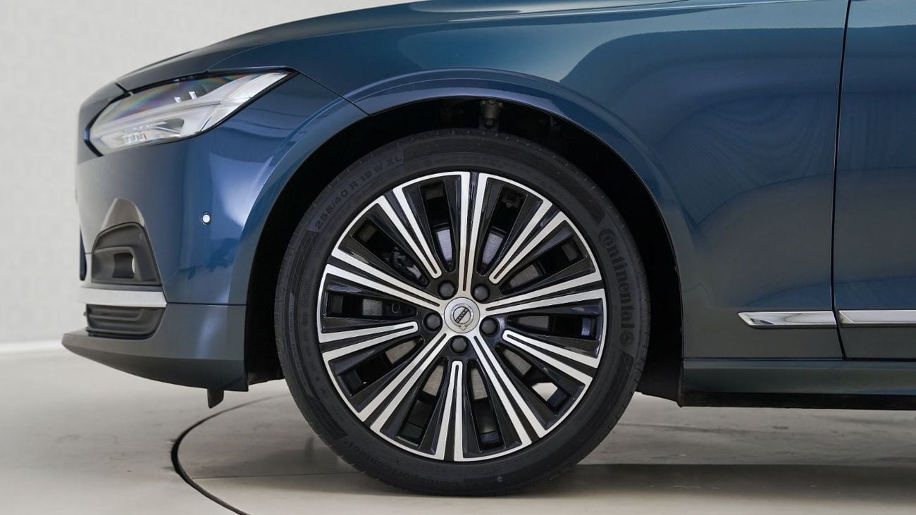 Volvo S90 B5